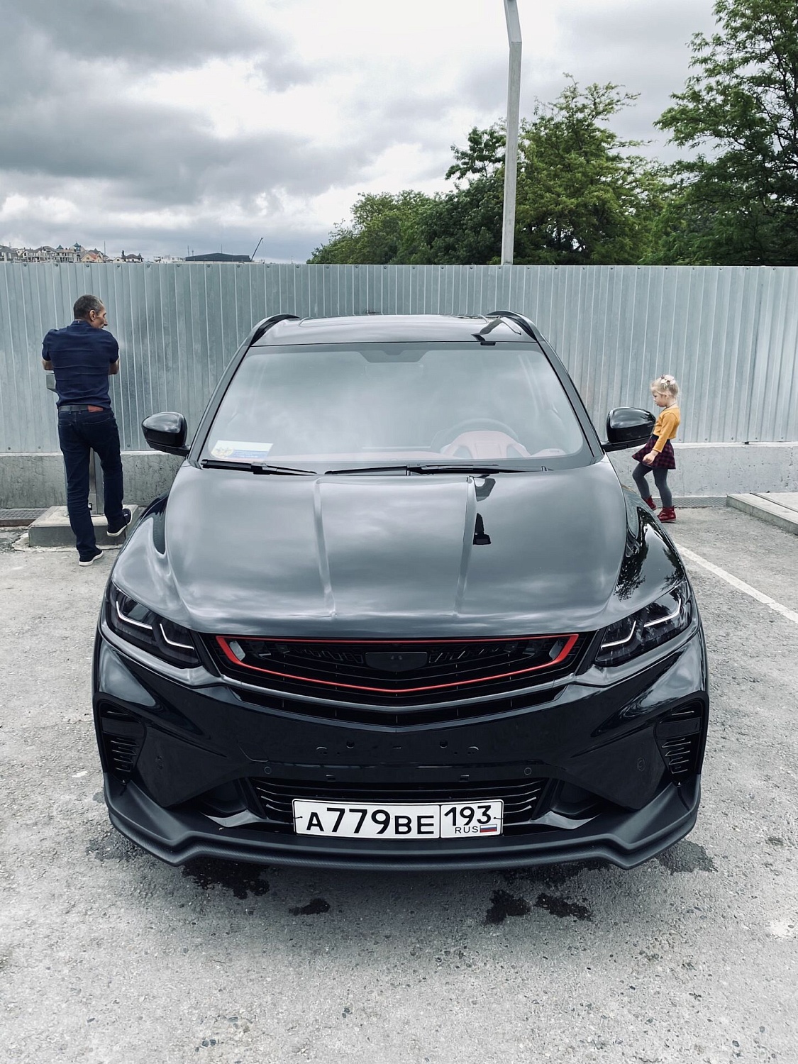 Антихром Geely Tugella