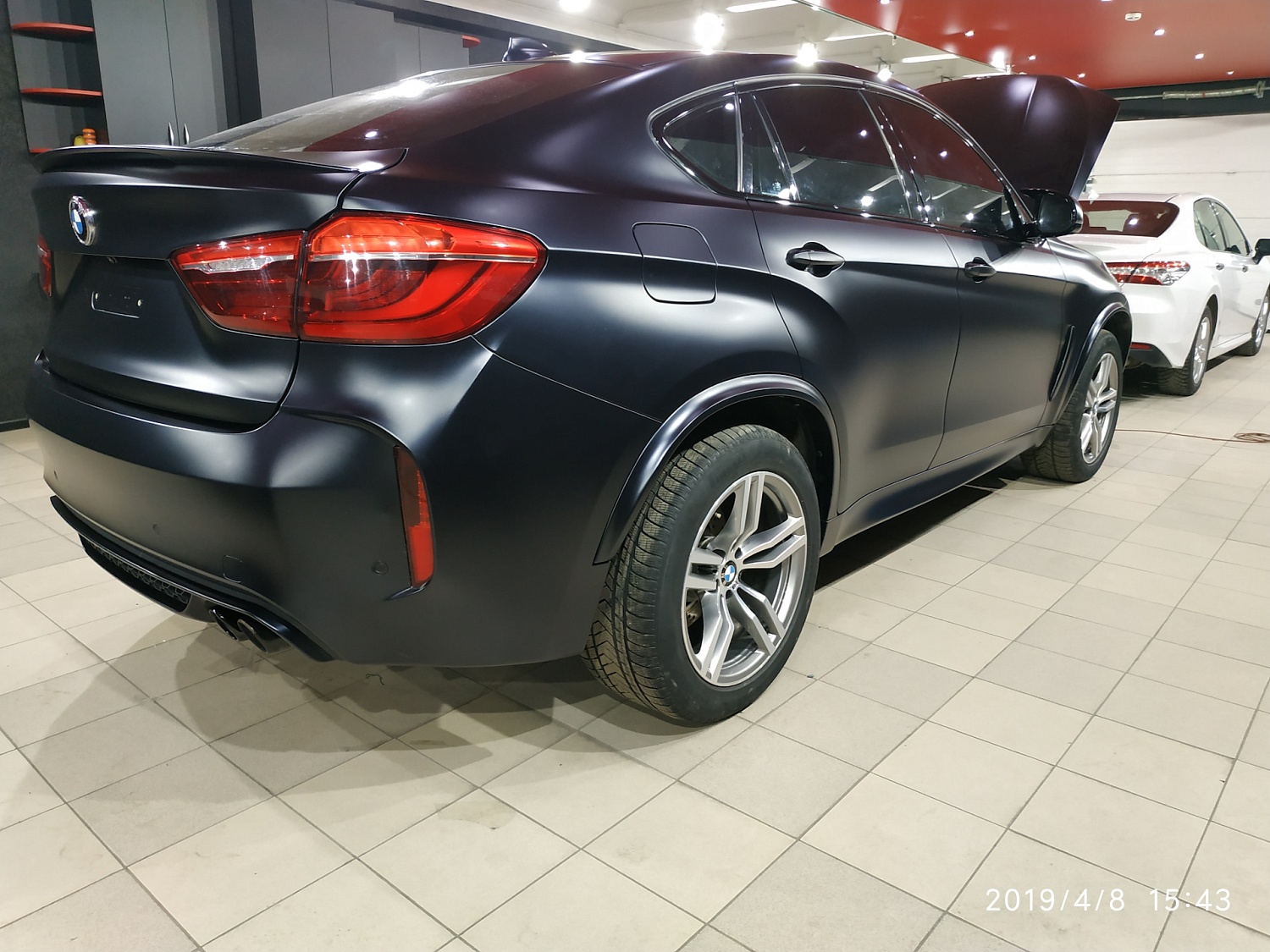Оклейка пленкой BMW X6