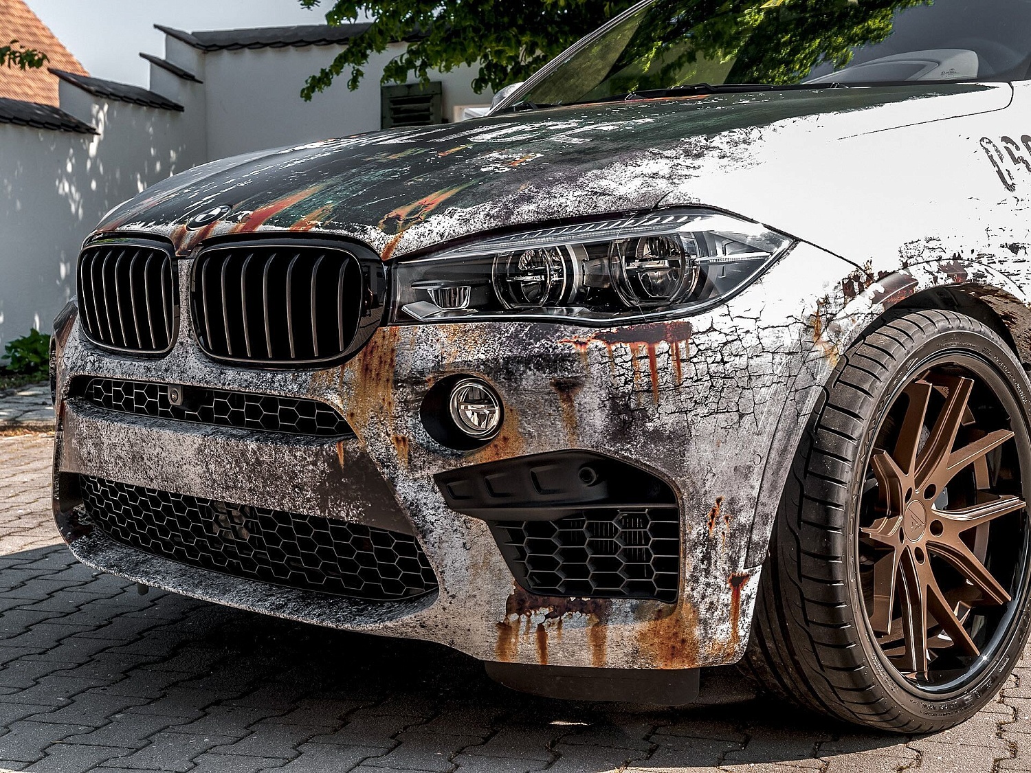 Оклейка пленкой BMW X6