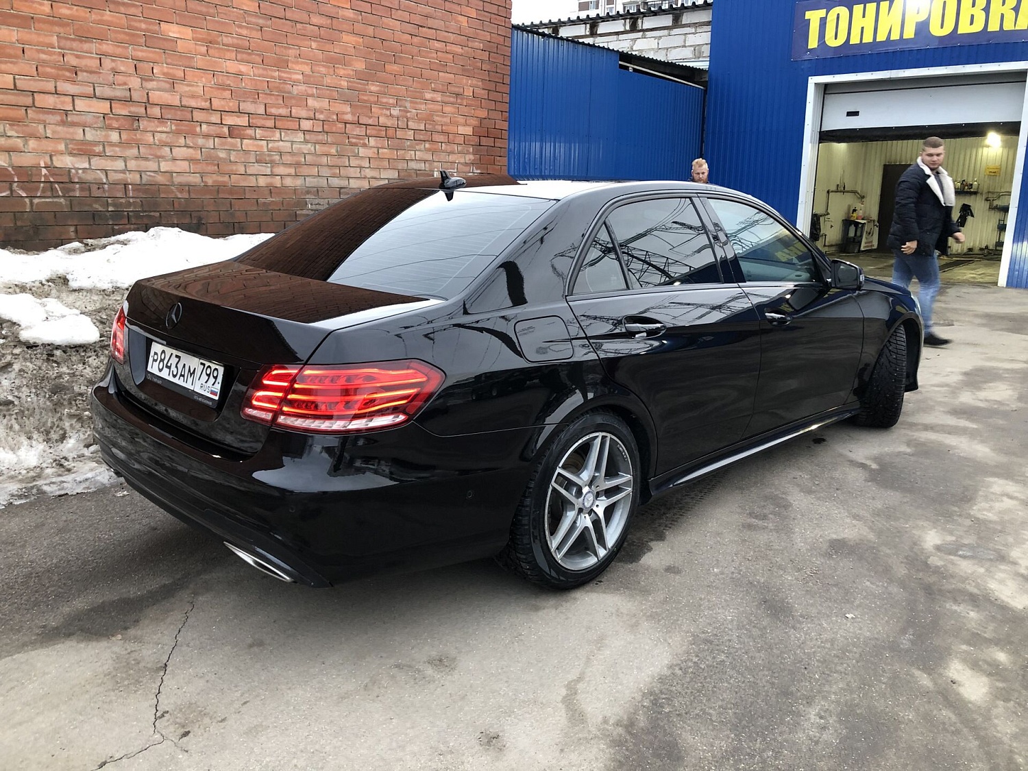 Антихром на Mercedes 212